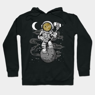 Astronaut Selfie Dogecoin DOGE Coin To The Moon Crypto Token Cryptocurrency Wallet Birthday Gift For Men Women Kids Hoodie